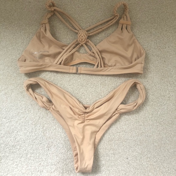 Frankies Bikini set size M, no signs of wear - Picture 3 of 4